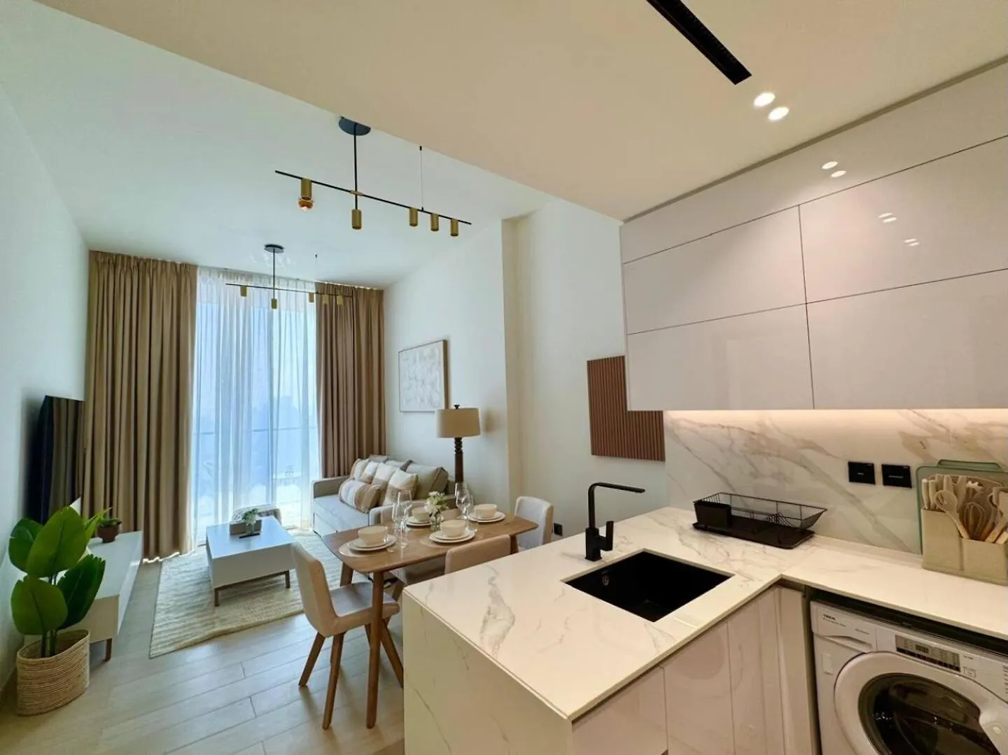 Dreamy & Cozy 1Br In Jvc With Balcony Apartment Dubai